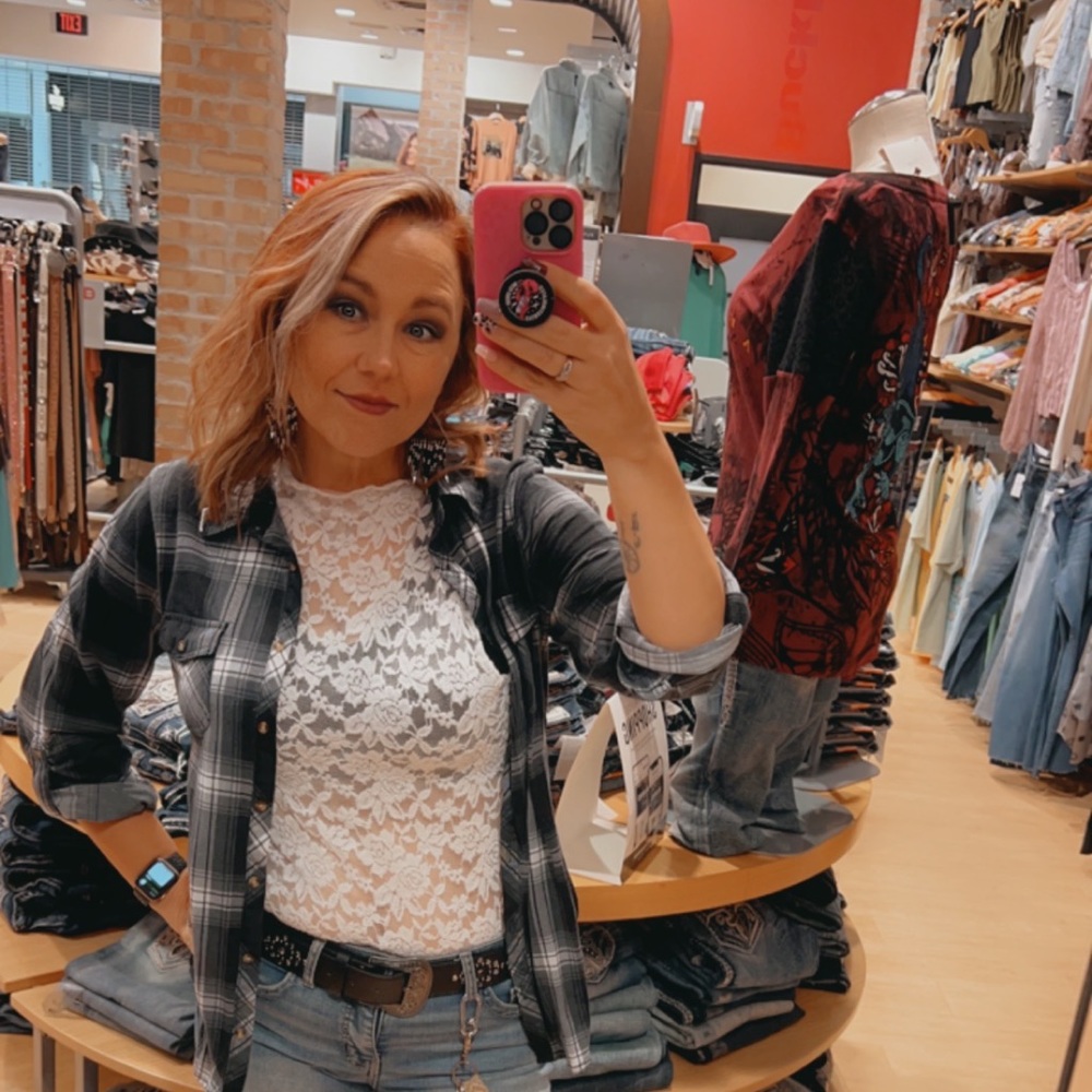 Meet your Posher, Amy